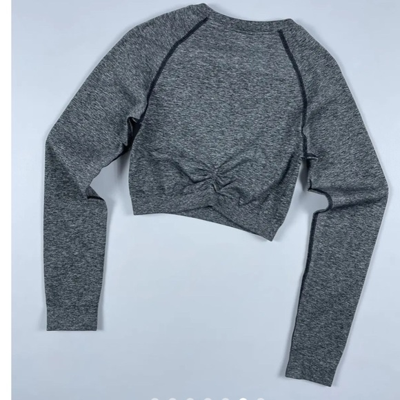Gymshark Tops - Gymshark Women’s Long Sleeve Cropped Workout Top – Gray Marl, Size Large